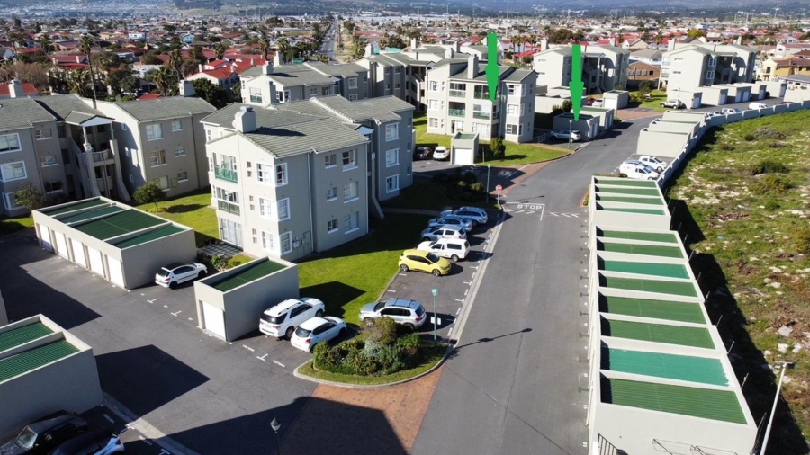 1 Bedroom Property for Sale in Greenways Golf Estate Western Cape